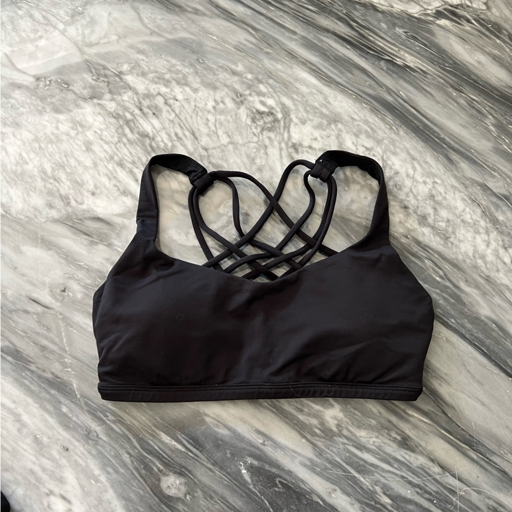Lululemon free to be bra *wild